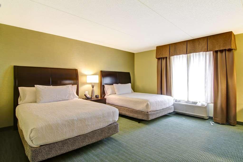 Hilton Garden Inn Woodbridge Cameră foto